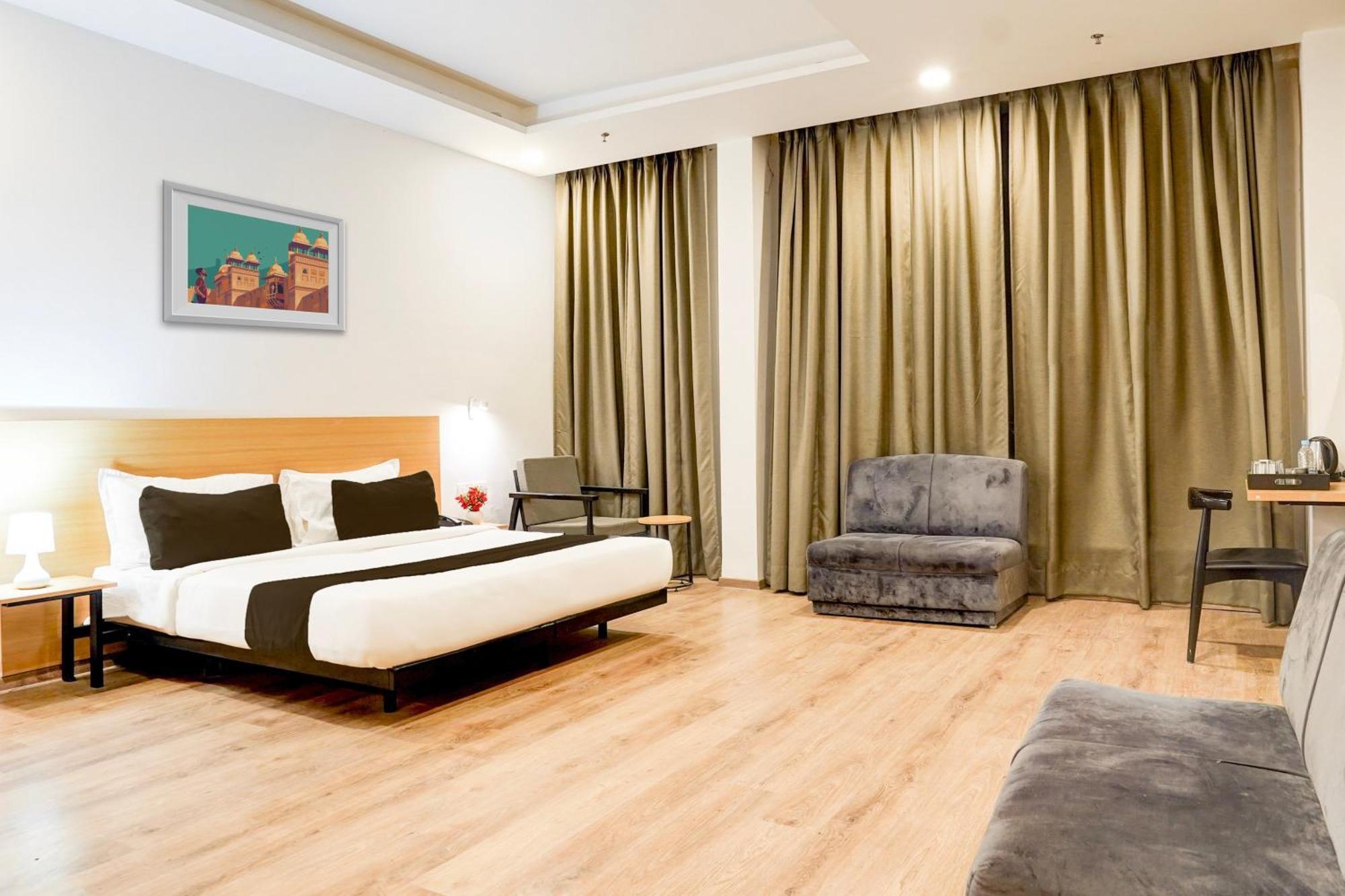 Hotel Super Townhouse Gomti Nagar Matiyari Chinhat Exteriér fotografie